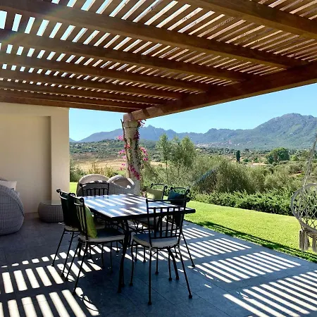 La Casa Di Alice Smeralda * Ольбія